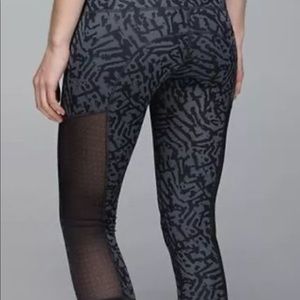 Hot to street crops luxtreme , size 4